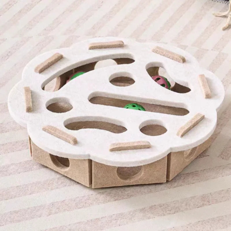 The Puzzle Box That Keeps a Bored Cat Out of Trouble