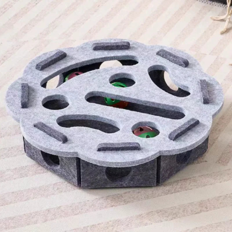 The Puzzle Box That Keeps a Bored Cat Out of Trouble