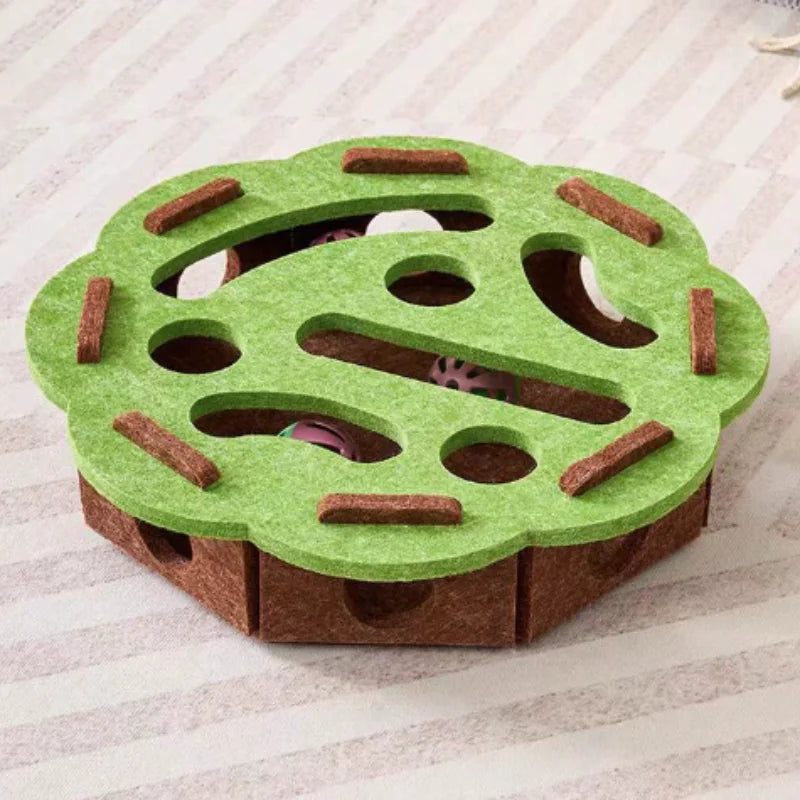 The Puzzle Box That Keeps a Bored Cat Out of Trouble